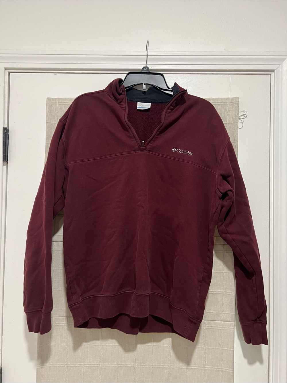 Columbia Quarter-Zip Fleece Pullover in Burgundy